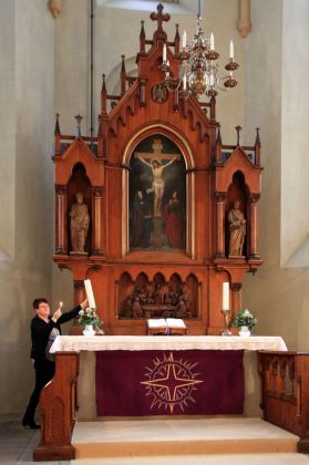 Die Kloster-Kirche Mariensee - der Altar