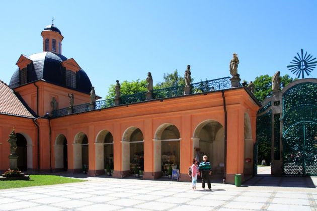 Święta Lipka - Heiligelinde, eine der Kapellen mit Kreuzgang