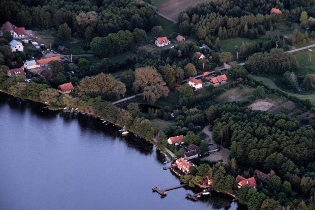 Das Hotel Siedlisko Morena am Jezioro Ułówki bei Stare Juchy