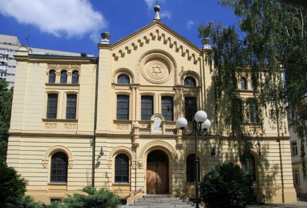 Warschau-Śródmieście - die Nożyk-Synagoge