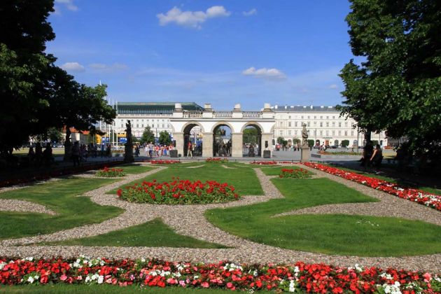 Warschau-Śródmieście - Grabmal des Unbekannten Soldaten am Plac Piłsudskiego