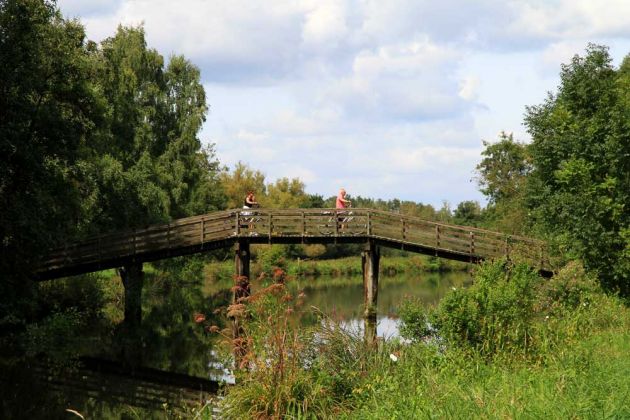 Brücke über den Hagenburger Kanal
