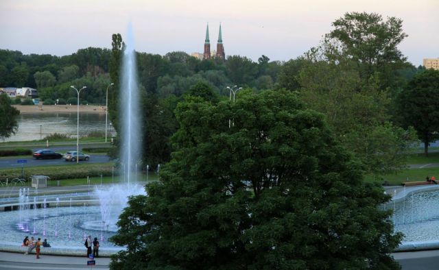 Warszawa, Warschau - Blick auf den Multimedia-Brunnenpark und die Weichsel