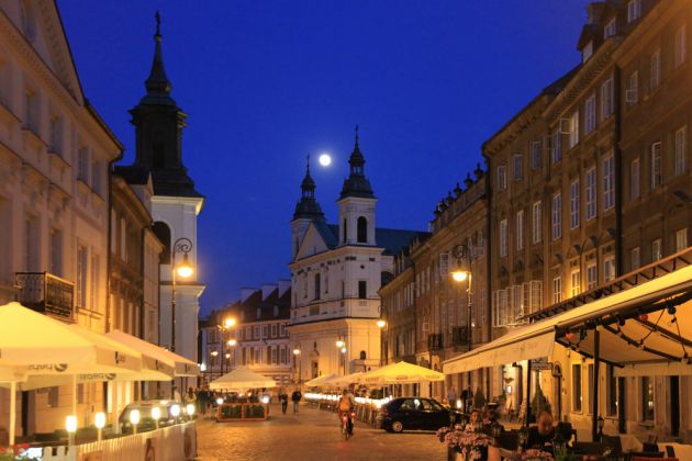 Warschauer Neustadt - die Ulica Freta mit der St. Jacek- und der Heiliggeistkirche zur Blauen Stunde
