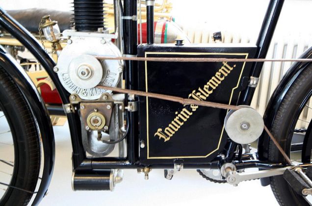 Verkehrsmuseum Dresden - der Motor des Motorrades von Laurin & Klement des Baujahres 1899 