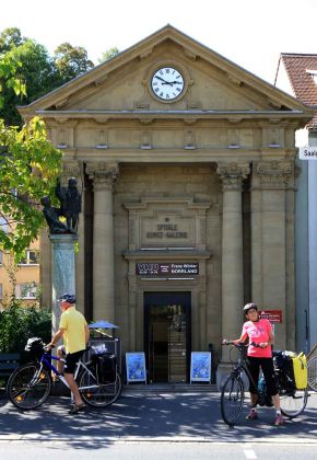 Das Spitäle - Kunst-Gallerie gegenüber der Alten Mainbrücke, Würzburg