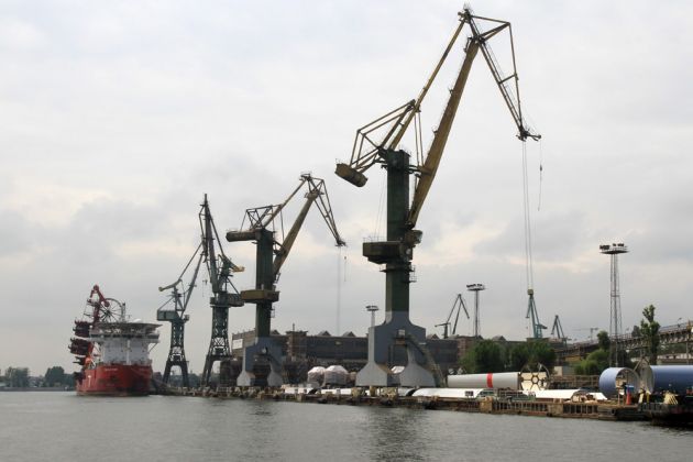 Dampferfahrt zur Westerplatte in Danzig - Ausrüstungskai der Werft Danzig AG 