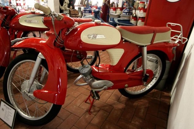 NSU Quickly TT, Baujahre 1959 bis 1963 - Motorradmuseum Wickensen im Weserbergland