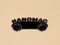 Das Hanomag-Firmenzeichen auf der Fronthaube des  Hanomag 2/10 Kommissbrot