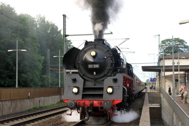 01 519 - Dampflok der Zollernbahn - Ausfahrt in Haste, Region Hannover, in Richtung Minden/Westfalen