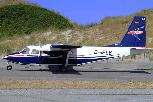 Britten-Norman BN-2 Islander - D-IFKU  der FLN – Die Inselflieger, einer Tochter der AG Reederei Norden-Frisia - Flugplatz Helgoland