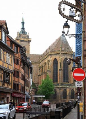 Saint Martin im Zentrum der Altstadt Colmars