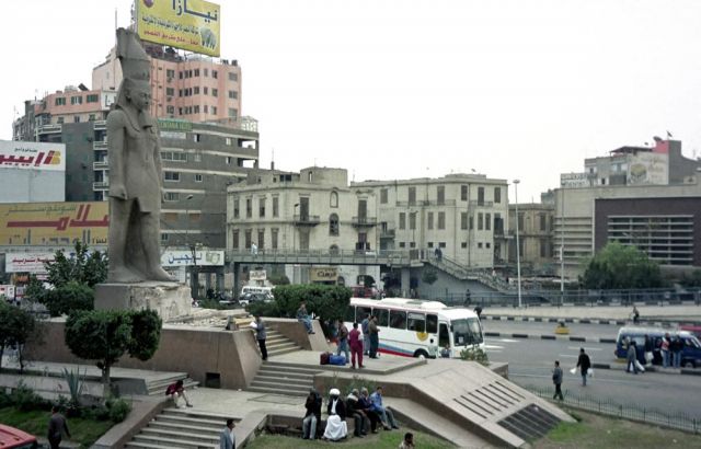 Midan Ramses mit Statue von Ramses des II. - gegenüber des Eisenbahnmuseums in Kairo