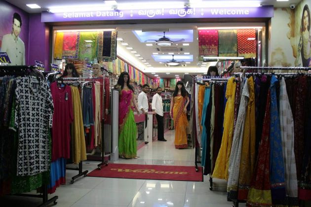  Die Altstadt von George Town - Little India, Textilgeschäft in der Pasar Street