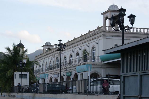 Altes Zollhaus an der Telaga Harbour Marina - Langkawi