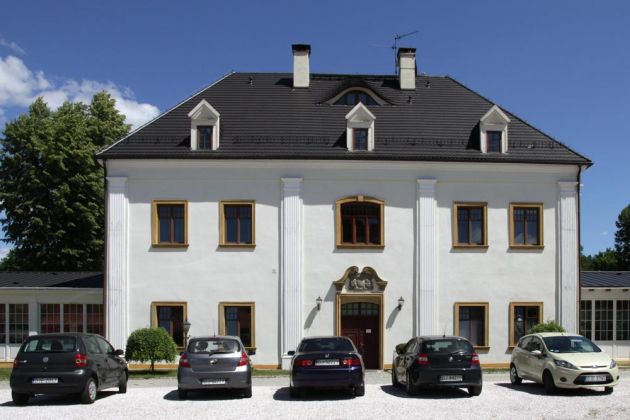 Pałac na Wodzie, das Herrenhaus von Nieder-Stonsdorf im heutigen Staniszów - Hotel und Restaurant
