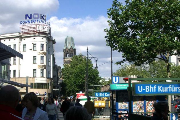 Bundeshauptstadt Berlin - der Kurfürstendamm mit der Gedächniskirche