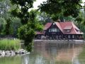 Ein künstlich angelegter Teich auf der Insel Pasieka - Opole, Oppeln in Oberschlesien