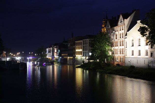 Altstadt-Fassaden am Mühlengraben - Opole, Oppeln in der Nacht