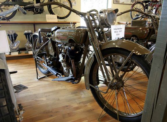 Motorrad-Oldtimer - Harley-Davidson, Baujahr 1917