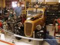Austin Seven Limousine 'Ruby' - Baujahr 1935 - in einer nachgebauten Werkstatt, Automuseum Bornholm