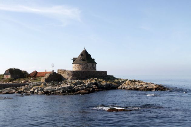 Einfahrt in den Søndre Havn mit Frederiksø und dem Kleinen Turm