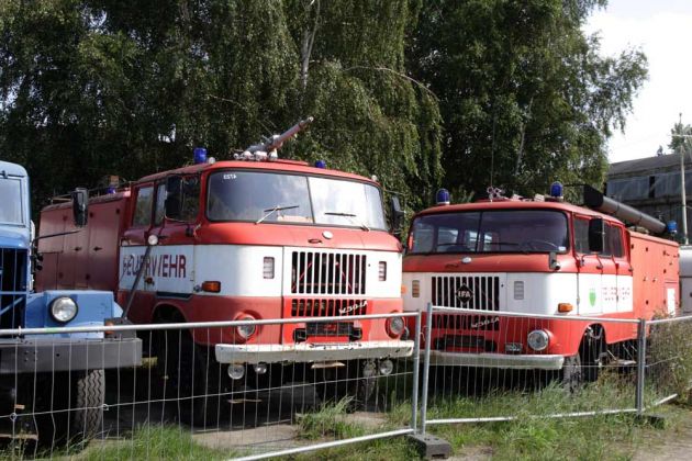Feuerwehr-Fahrzeuge W 50 LA , Baujahre 1965 bis 1990 - Technik-Museum Pütnitz, Freigelände