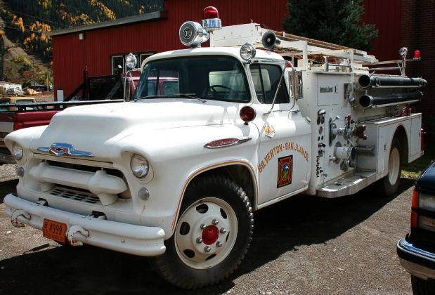 Chevrolet Fire Truck auf Basis des Chevrolet Task Force Pickups, Baujahr 1957