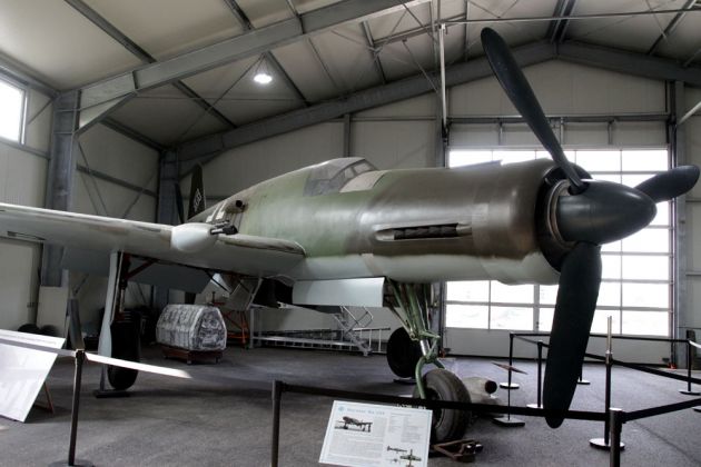 Dornier Do 335, ein Nachbau mit vielen Originalteilen - Luftfahrttechnisches Museum Rechlin