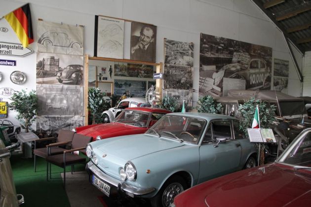 Ein Fiat 850 Coupé in der Ausstellung des Automuseums Braunschweig Ein Fiat 850 Coupé in der Ausstellung des Automuseums Braunschweig
