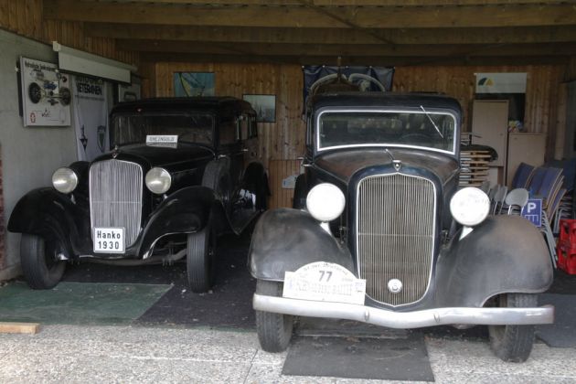Links der HANKO ‚Rheingold‘ und rechts der nahezu baugleiche Plymouth Six des Baujahres 1934 - Automuseum Braunschweig Links der HANKO ‚Rheingold‘ und rechts der nahezu baugleiche Plymouth Six des Baujahres 1934 - Automuseum Braunschweig