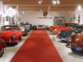 Ein Blick in Grundmanns Porsche-Halle mit perfekt restaurierten überaus seltenen frühen Porsche-Modellen