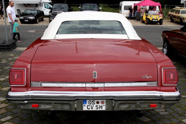 Oldsmobile Delta 88 Royale Convertible - Modelljahr 1975 Oldsmobile Delta 88 Royale Convertible - Modelljahr 1975