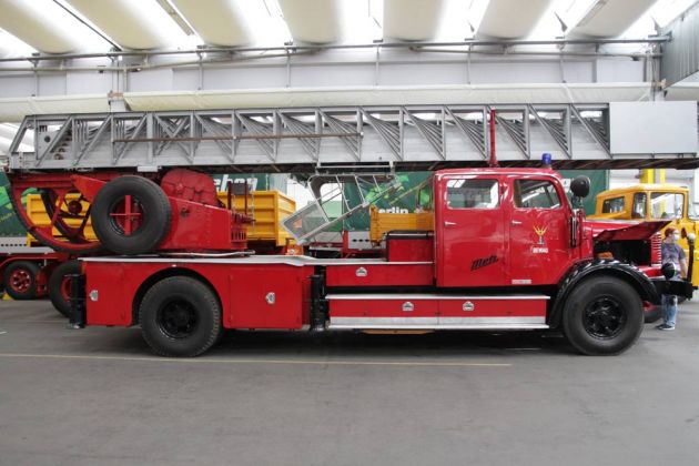 Krupp L 8 TG 5 Drehleiter Tiger, Baujahr 1956 - 7.270 ccm, 200 PS Krupp L 8 TG 5 Drehleiter Tiger, Baujahr 1956 - 7.270 ccm, 200 PS