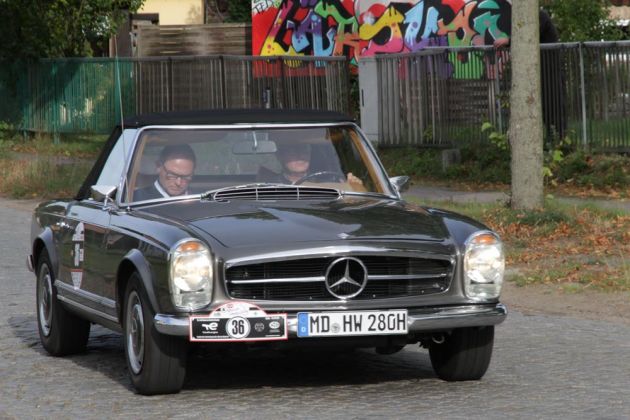 Mercedes-Benz 280 SL des Baujahres 1968 Mercedes-Benz 280 SL des Baujahres 1968