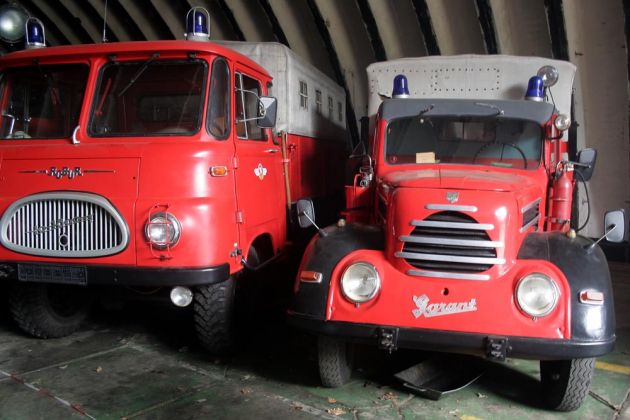 Feuerwehr Robur LO 1800 mit Haifischmaulgrill + Robur Garant 30 k, Baujahre 1953 bis 1961 - Luftfahrtmuseum Finowfurt Feuerwehr Robur LO 1800 mit Haifischmaulgrill + Robur Garant 30 k, Baujahre 1953 bis 1961 - Luftfahrtmuseum Finowfurt