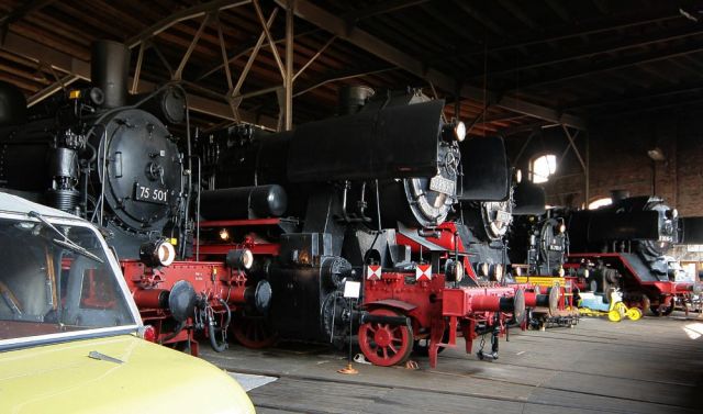 Das Eisenbahnmuseum Schwarzenberg im Erzgebirge - die historischen Dampflokomotiven im Heizhaus