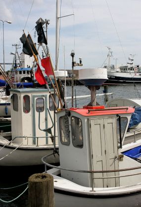 Klintholm Havn - Fischkutter im größten Fischerei- und Yachthafen der dänischen Ostsee-Insel Møn