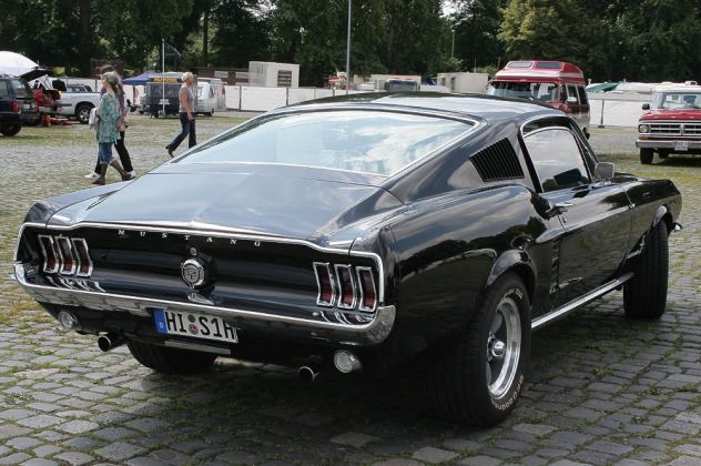 Ford Mustang Oldtimer - Ford Mustang Fastback 