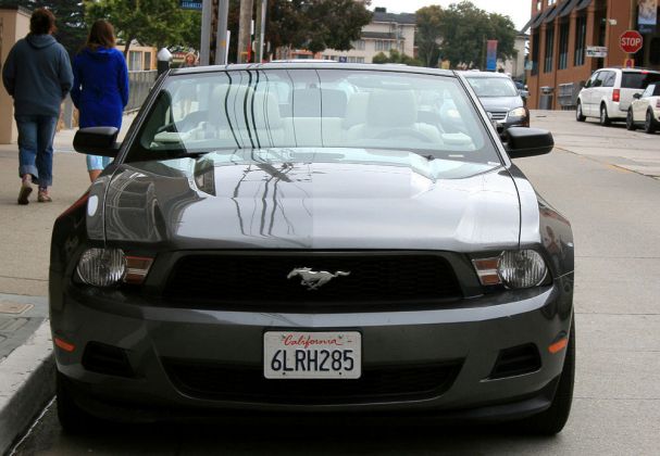 Ford Mustang - Ford Mustang V Convertible