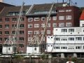 Historische Hafenkräne an der Grossen Elbstraße - Freie und Hansestadt Hamburg