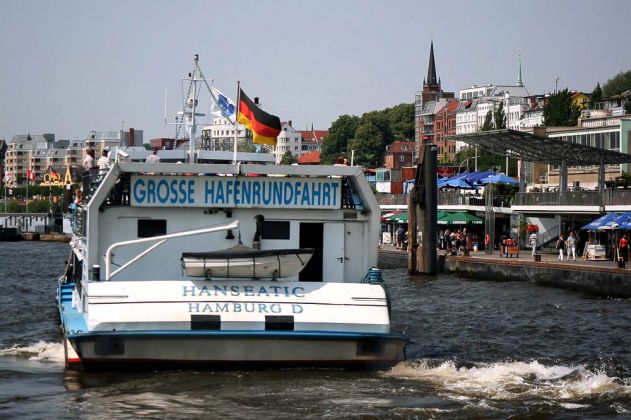 Rundfahrtschiff - Hafenrundfahrt Hamburg