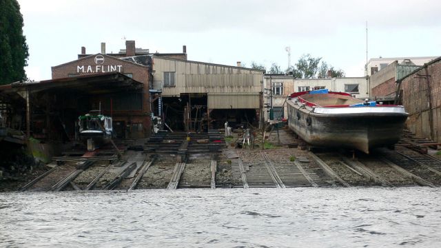 Die Schiffswerft M. A. Flint auf dem Steinwerder - Hafenrundfahrt Hamburg