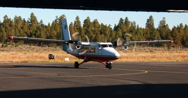 De Havilland DHC-6-300 Twin Otter Vistaliner - Grand Canyon Airport Tusayan, Arizona, USA