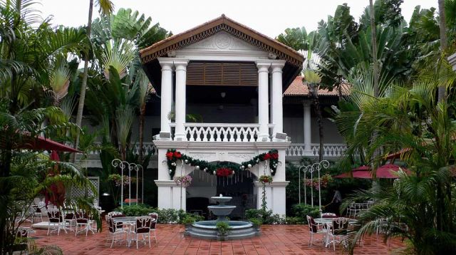 Das Raffles Hotel in Singapur - ein Pavillon im tropischen Garten