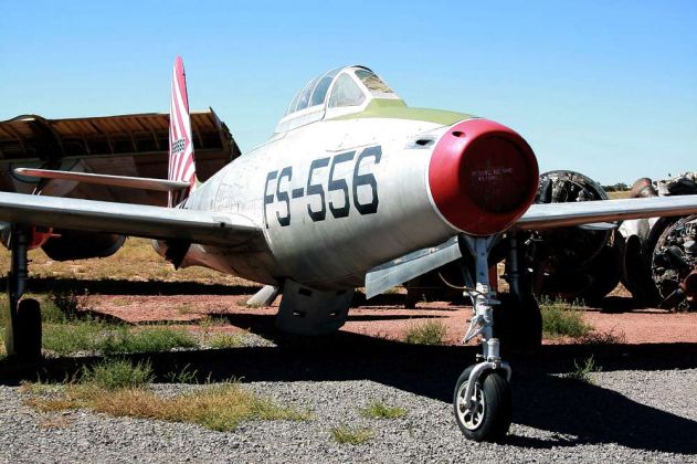 Planes of Fame - Republic Thunderjet - F-84 B 