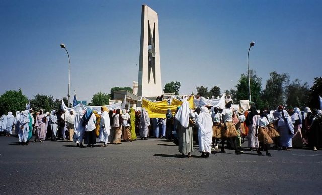 Khartoum - eine Frauen-Demonstration gegen George Bush, staatlich angeordnet.