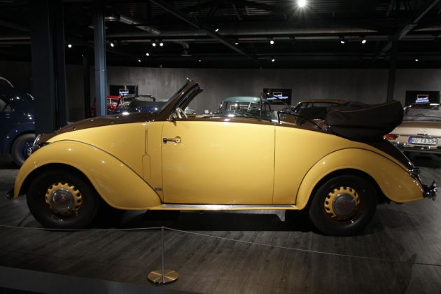 Adler 2,5 Liter Cabriolet, Bauzeit 1937 bis 1940 - Reihen-Sechszylinder, 2.494 ccm, 58 PS, 125 kmh