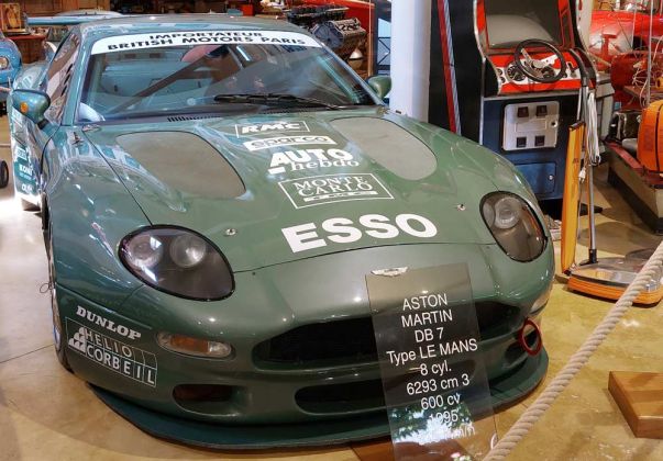Aston Martin DB 7 V 8 GT 1 Le Mans, Baujahr 1995 - 6.293 ccm, 600 PS - Maison de l'Automobile, Loheac, Bretagne Aston Martin DB 7 V 8 GT 1 Le Mans, Baujahr 1995 - 6.293 ccm, 600 PS - Maison de l'Automobile, Loheac, Bretagne