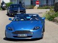 Aston Martin Vantage V 8 Roadster, Bauzeit 2005 bis 2017 - Port Haliguen, Quiberon Auto Passion 2025, Bretagne
